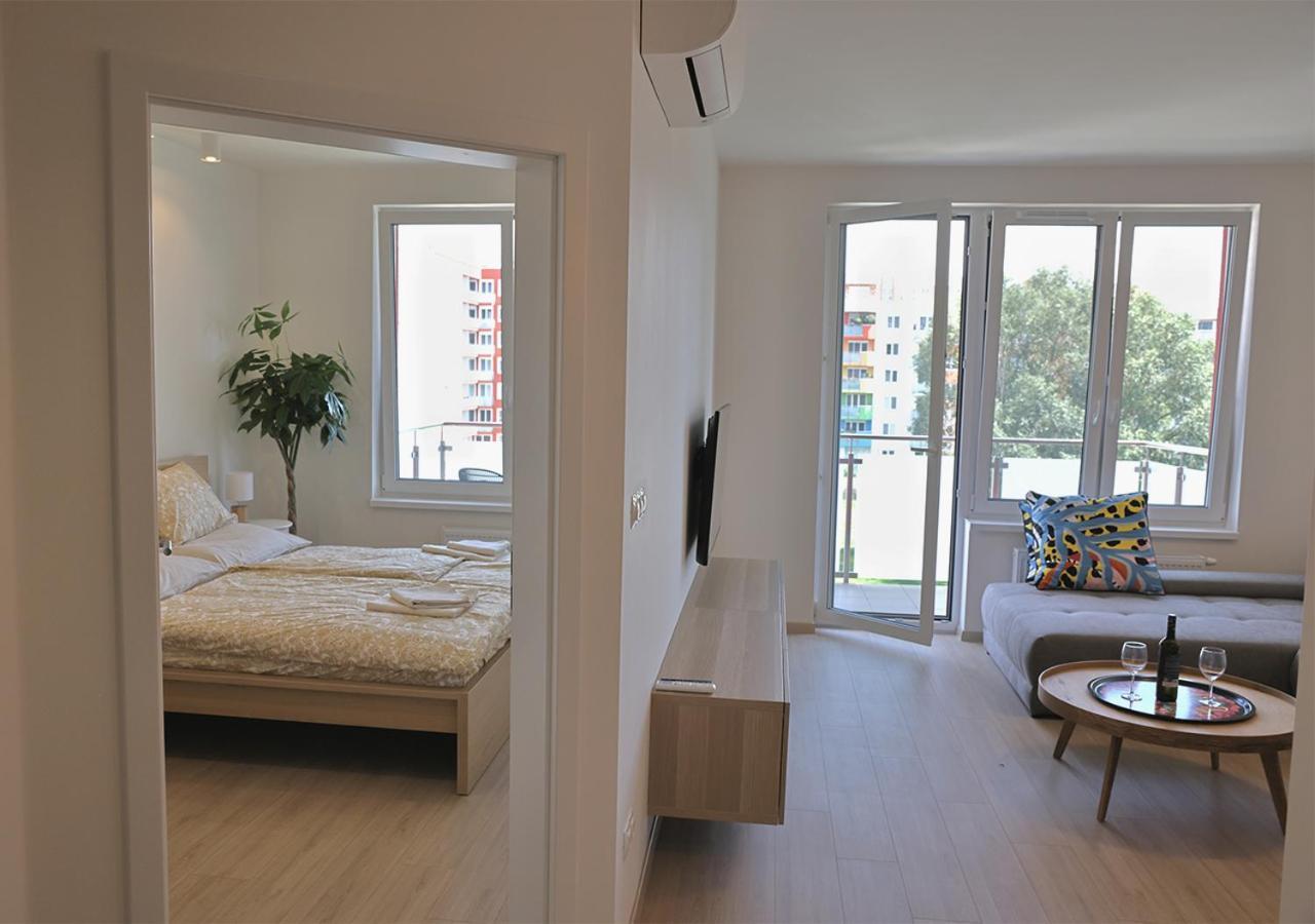 New Cozy 2 Room Pink Apartment Bratislava 058 エクステリア 写真