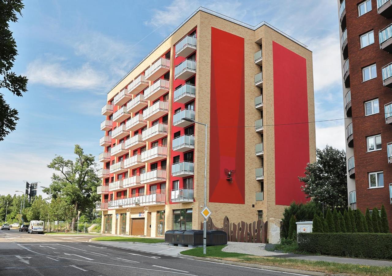 New Cozy 2 Room Pink Apartment Bratislava 058 エクステリア 写真